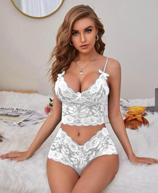 Lushè Ivory Blossom Lace Set